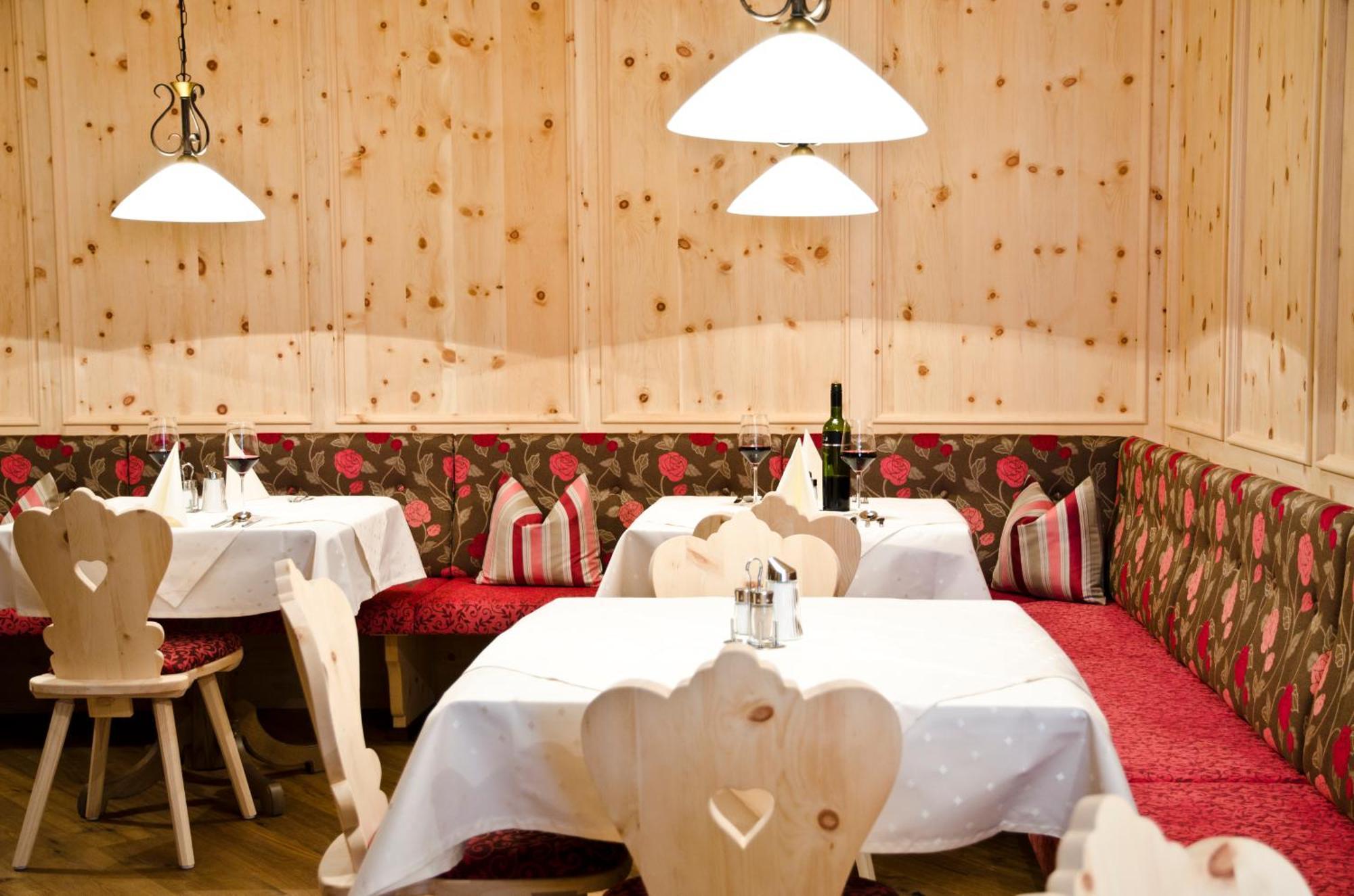 Hotel Garni Arosa Ischgl Zewnętrze zdjęcie